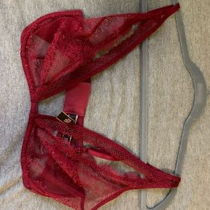 32 D red sexy lace bralette Victoria secret